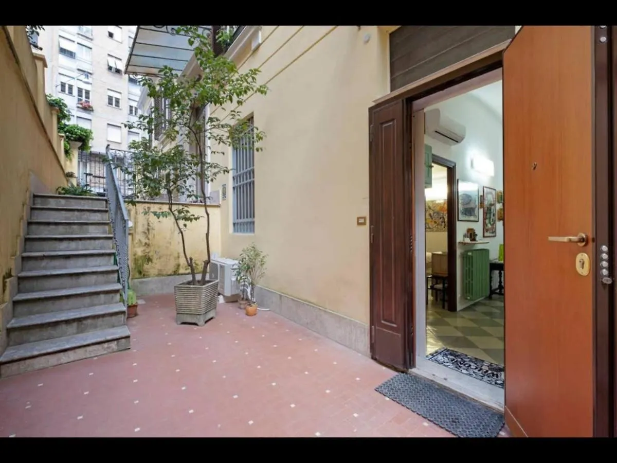 A Casa Di Vera - Vaticano Rom 0*,  Italien