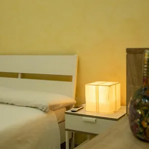 Fcr Vacanze Romane Apartment