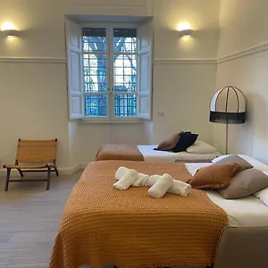 Marcantonio Rome: Colosseum For Groups Apartment